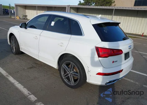 2018 Audi Sq5 3.0T Premium Plus z USA, uszkodzony, nr VIN WA1A4AFY6J2009569